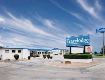 Travelodge By Wyndham אוזונה מראה חיצוני תמונה